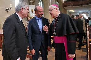 Mathias Rohe im Gespräch mit Bischof Norbert Trelle und dem stellvertretenden Generalvikar, Weihbischof Heinz-Günter Bongartz
