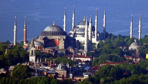 Zum Artikel "Die Umwandlung der Hagia Sophia in eine Moschee – ein Gastkommentar von Hüseyin Çiçek im Wiener Standard"